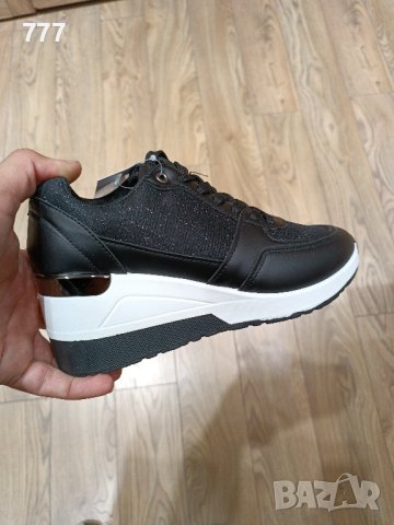 обувки , снимка 2 - Дамски ежедневни обувки - 43586716