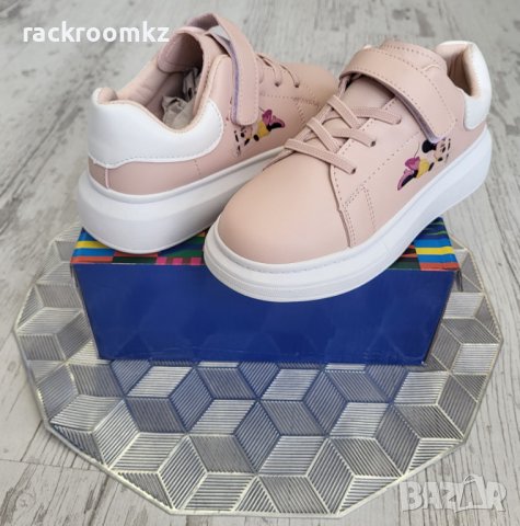 НАМАЛЕНИЕ -30% на Детски кецове без връзки с Мини Маус в розов цвят, снимка 3 - Детски маратонки - 37614779