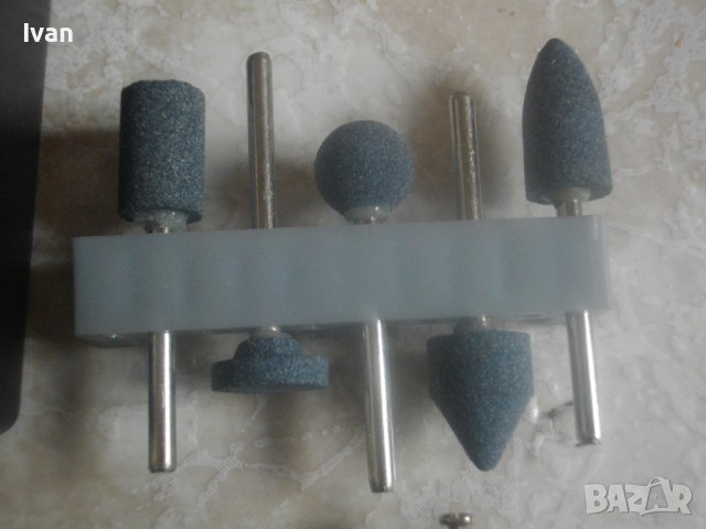 Нов Резервен Комплект 30 бр. Масивни Аксесоари За Шлифовалка / Мини Дрелка-Бормашина-Немски-Оригинал, снимка 9 - Бормашини - 36816525