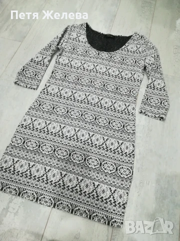 Еластична рокля JENNIFER TAILOR-(L)