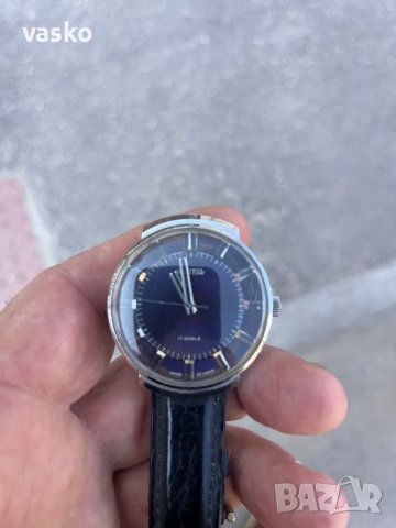 Wostok USSR -механичен,мъжки, снимка 2 - Антикварни и старинни предмети - 49569057