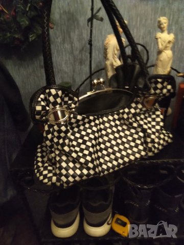 Дамска чанта естествена кожа РАЗПРОДАЖБА, снимка 3 - Чанти - 43024849