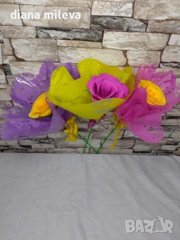 Букетчета рози от креп хартия!!, снимка 7 - Изкуствени цветя - 43582215