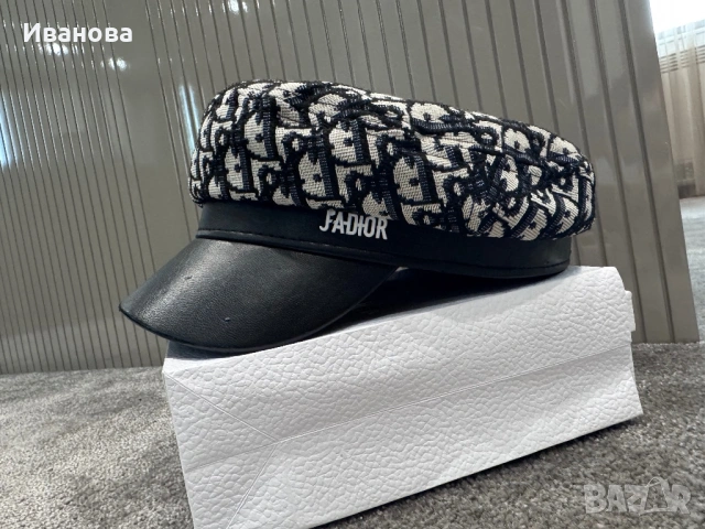 Дамска шапка тип каскет, снимка 3 - Шапки - 53416636