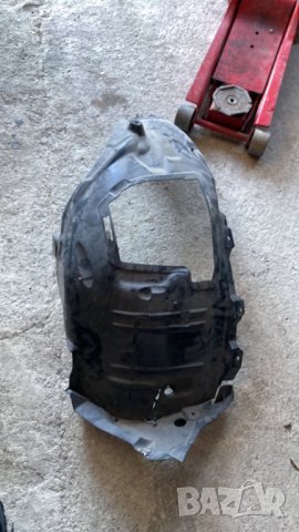 Преден десен калник за мерцедес ц класа w205 след 2014