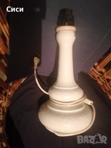 Порцеланова нощна лампа , снимка 2 - Настолни лампи - 40370555