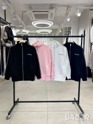 суичър calvin klein 