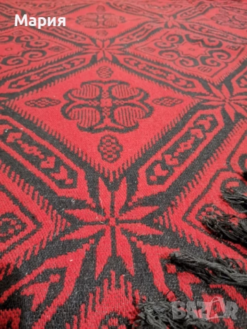 Вълнен килим