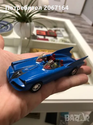 Метална количка Batmobile на Corgi, снимка 3 - Колекции - 48466114