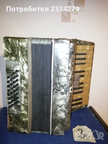 Акордеони,,Weltmaister" стар немски 40баса  и ,,Bella Donna" 42баса и други. . , снимка 10 - Акордеони - 41353667