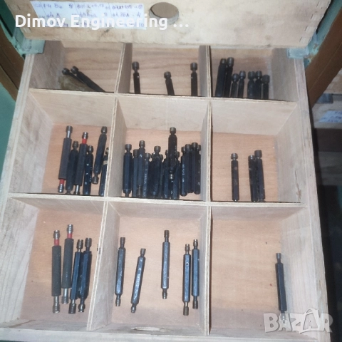 Калибри резбови,глаадки,скоби .., снимка 12 - Други инструменти - 51728639