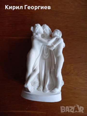 Статуетка  "Трите грации" скулптор - А. Гианети, снимка 1