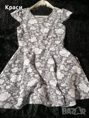 рокличка, снимка 2 - Детски рокли и поли - 50094636