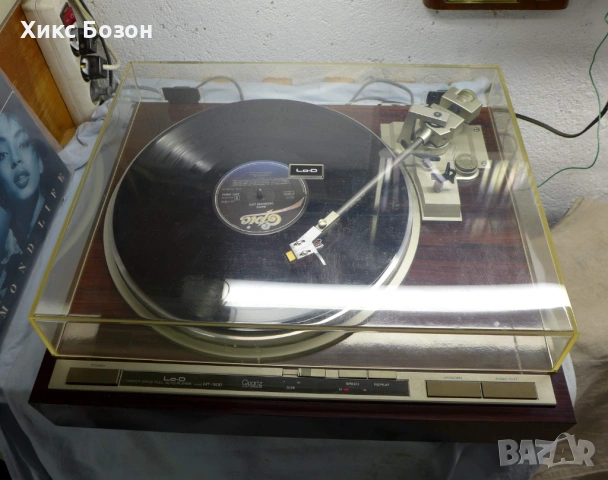 Разкошен изумителен грамофон LO D Hitachi HT 500   от 1983г.  , снимка 3 - Грамофони - 53328440