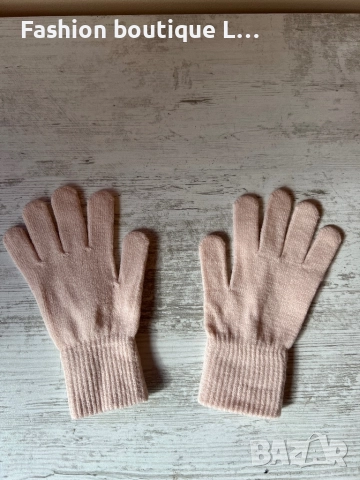 Светло розови дамски меки и топли ръкавици 🌸