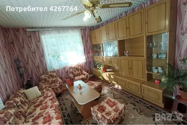 Етаж от къща в гр. Девин , снимка 2 - Къщи - 47888350