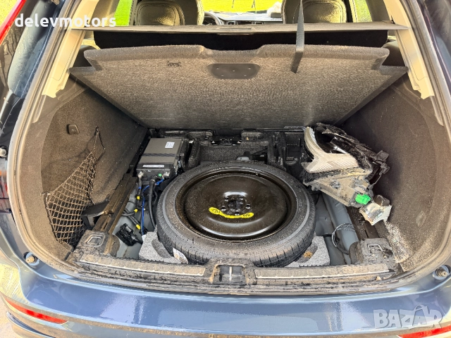 Volvo XC60 2 B5 Mild-Hybrid AWD 2.0 дизел, двигател D420T2, 235 кс., 4x4, автоматик, 2024г., 15 000 , снимка 12 - Автомобили и джипове - 52772635