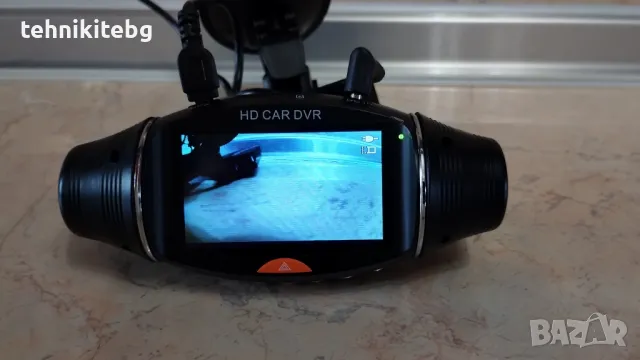 2 броя видеорегистратори