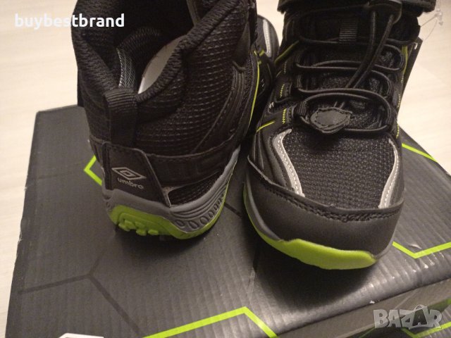 Umbro номера 30 и 31 Оригинални Водоустойчиви Детски Боти код 1142, снимка 7 - Детски боти и ботуши - 42994170