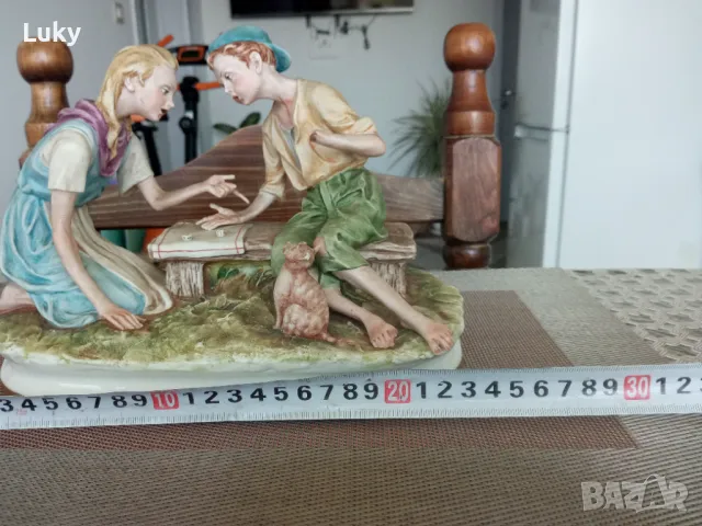 Стилно и красиво произведение на изкуството-Порцелан., снимка 7 - Антикварни и старинни предмети - 50227614