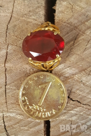 Пръстен с камък