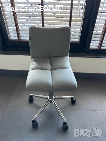 Стол на колелца Largo gray+безплатна доставка и гаранция, снимка 3 - Столове - 43157848