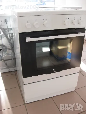 Готварска печка Electrolux, снимка 3 - Печки, фурни - 48865305