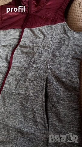 The North Face XL дамски елек, снимка 4 - Елеци - 52036631