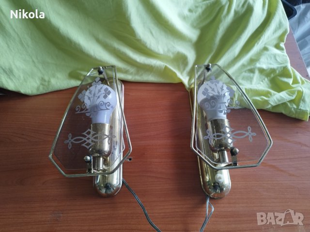 Стенни лампи - 2бр. аплици със златиста основа и стъкло, снимка 2 - Лампи за стена - 40424228