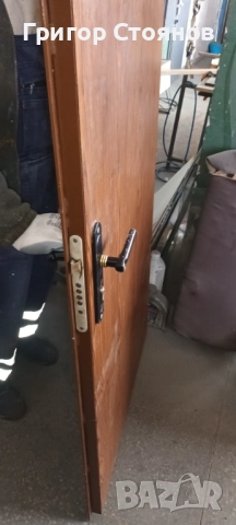 Продавам входна метална врата, снимка 3 - Входни врати - 52886806