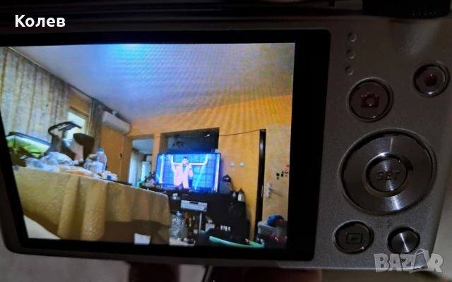 Фотоапарат Casio EX-H30 16,1 Mp, снимка 7 - Фотоапарати - 50689454