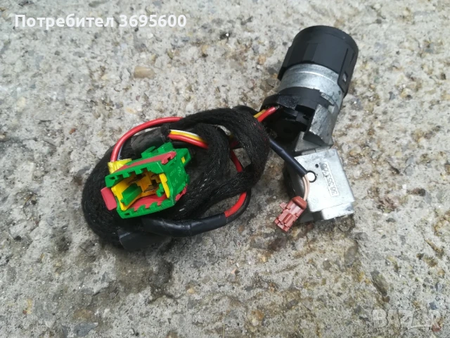 Контактен ключ Пежо 307 Peugeot 307, снимка 2 - Части - 50648622