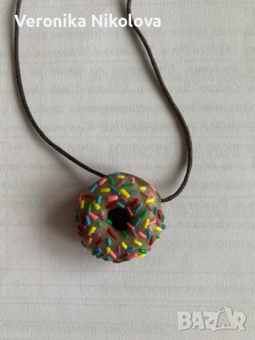 Медальон от полимерна глина, снимка 2 - Колиета, медальони, синджири - 39403344