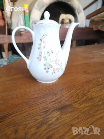 Порцеланова каничка , снимка 4 - Антикварни и старинни предмети - 38425490