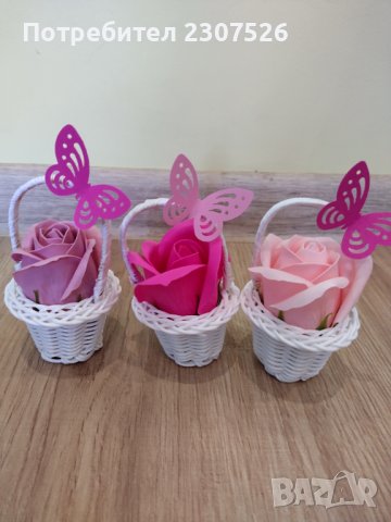 Цветя , снимка 7 - Изкуствени цветя - 44087184