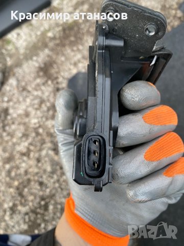 Брава заден капак за Тойота Аурис.2007-2012г, снимка 9 - Части - 43749585