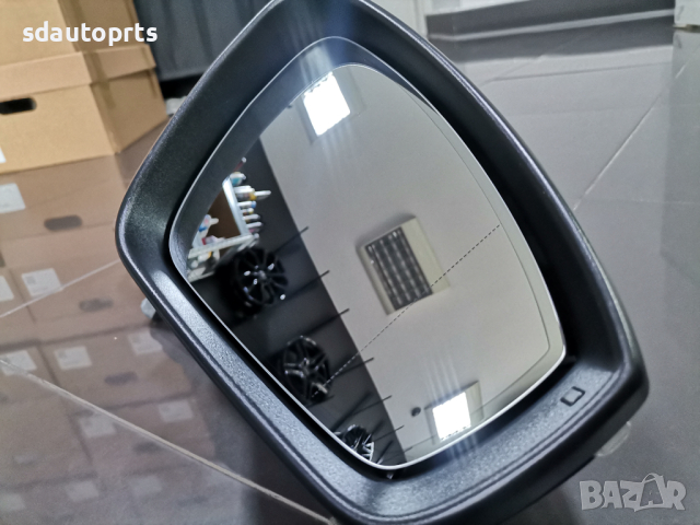 Ново Оригинално Дясно Огледало Audi Q4 E Tron 89C857502J 15+6 pin, снимка 9 - Части - 44855638