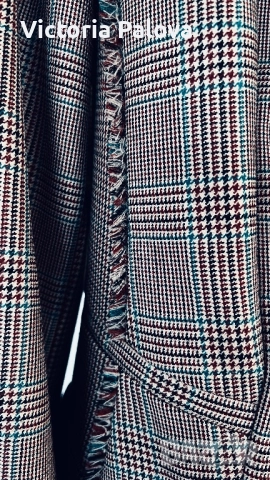 Луксозно MARC CAIN двуредно сако лимитирана колекция с декоративни шевове, снимка 4 - Сака - 52864556