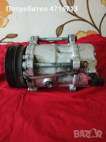 Компресор за климатик за Поло Голф 1.9 SDI 1998г., снимка 2 - Части - 53201716