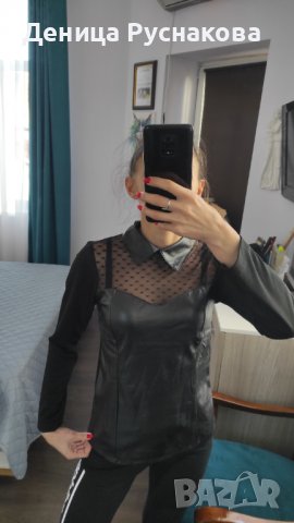 Черна блузка с кожена якичка , снимка 4 - Блузи с дълъг ръкав и пуловери - 40205233