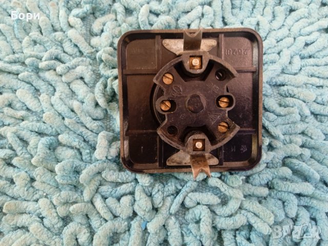 Стари електрически ключове, снимка 3 - Ключове, контакти, щепсели - 38068227