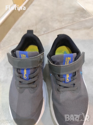 Детски маратонки Nike, снимка 5 - Детски маратонки - 52512030