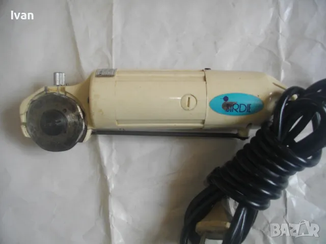 Made in JAPAN ЯПОНСКА Електрическа дискова НОЖИЦА за рязане на плат 30 вата ф45 мм ОТЛИЧНА Малка, снимка 6 - Други инструменти - 47275451