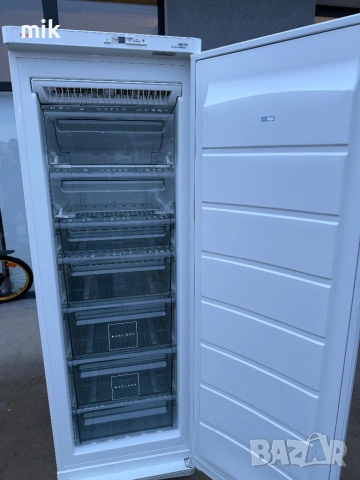 Фризер AEG No Frost 180см , снимка 2 - Фризери - 53260253