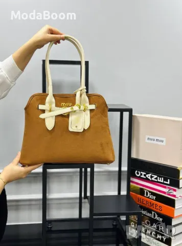 Miu Miu дамски чанти Различни цветове , снимка 5 - Чанти - 48885530