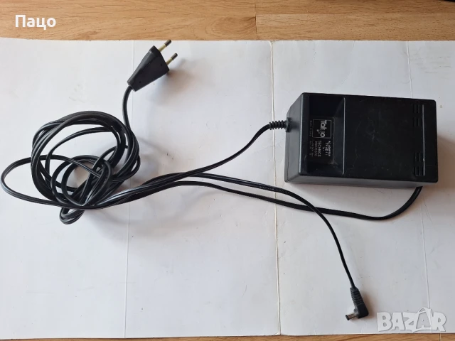 Technics  12V 2A  зарядно адаптер