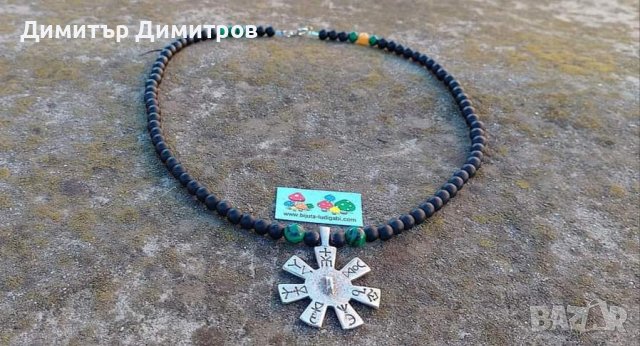 Колие Розетата от Плиска. С естествени камъни оникс, малахит и ахат. Бижута Луди гъби.