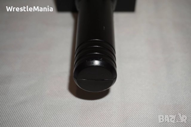 Рядък Кеч Микрофон WWE Jakks Pacific Talking Wrestling Mic 2007, снимка 15 - Колекции - 51854879