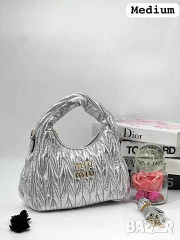 чанти Miu Miu , снимка 6 - Чанти - 50580437