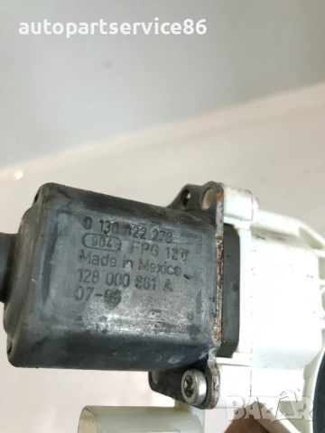 Мотор на стъкло на задна дясна врата за Jeep Patriot (2008) 0130822278, снимка 2 - Части - 53510873